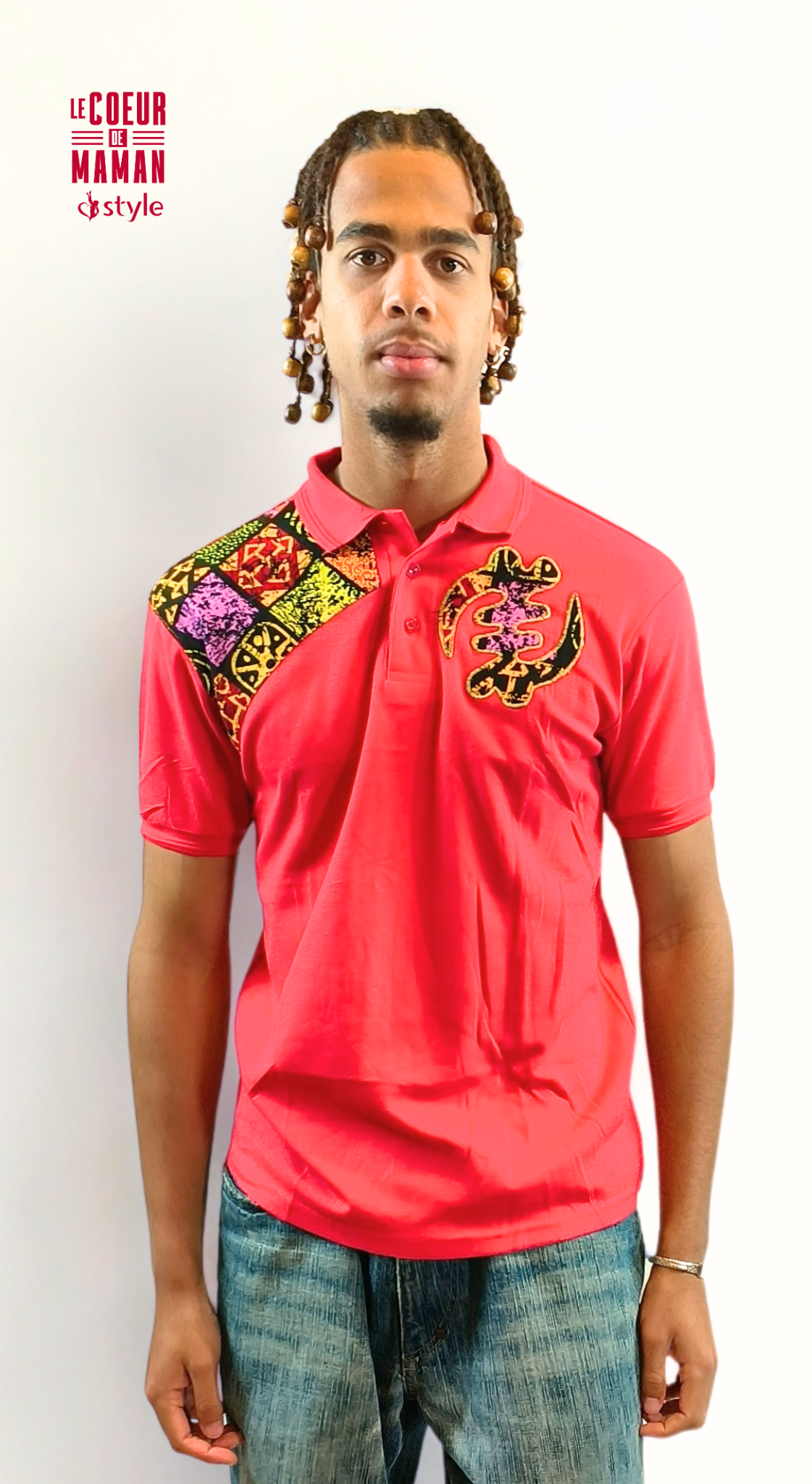 Polo rouge avec motifs